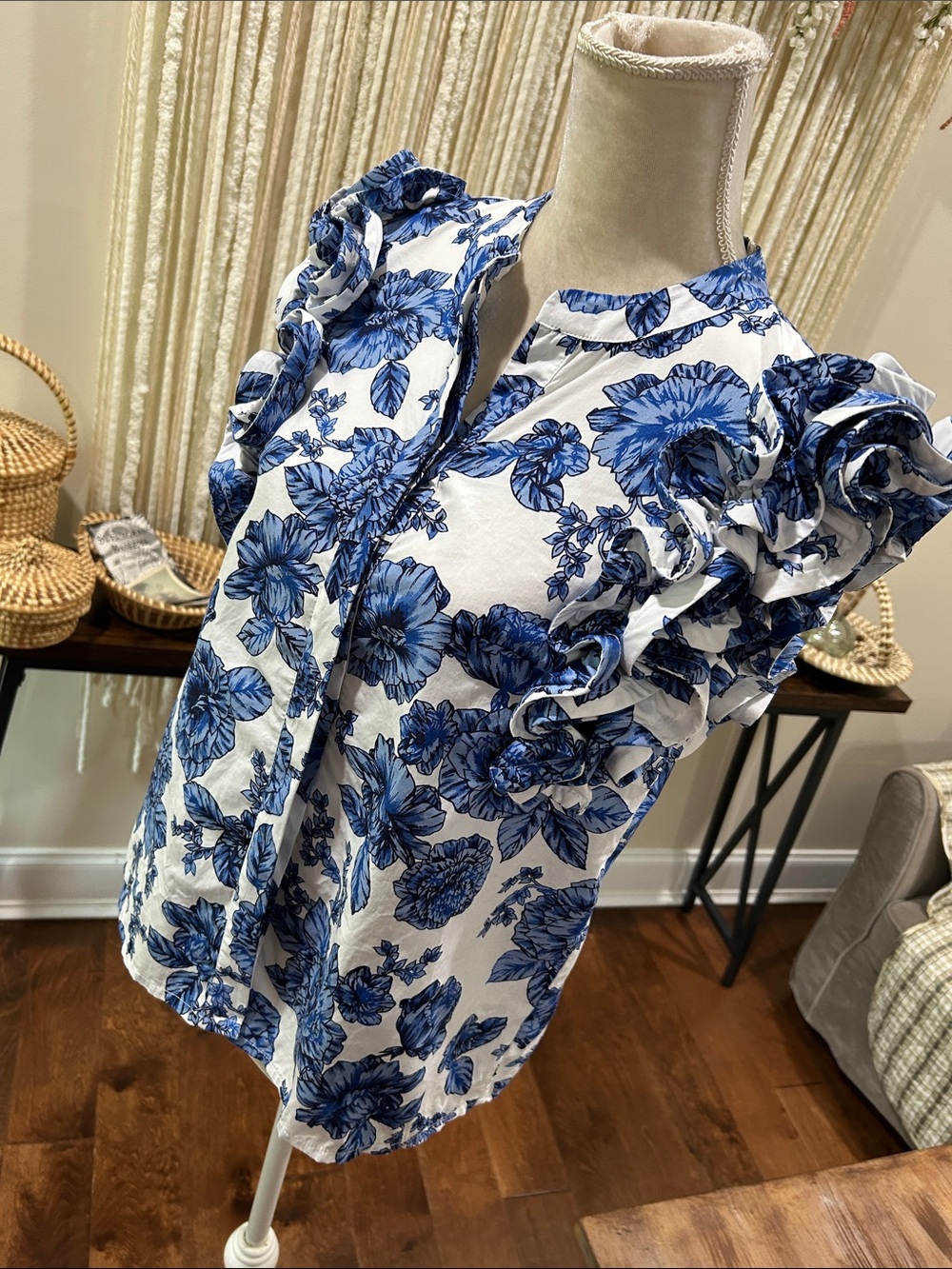 Precious Ruffles - Picture 7 of 12